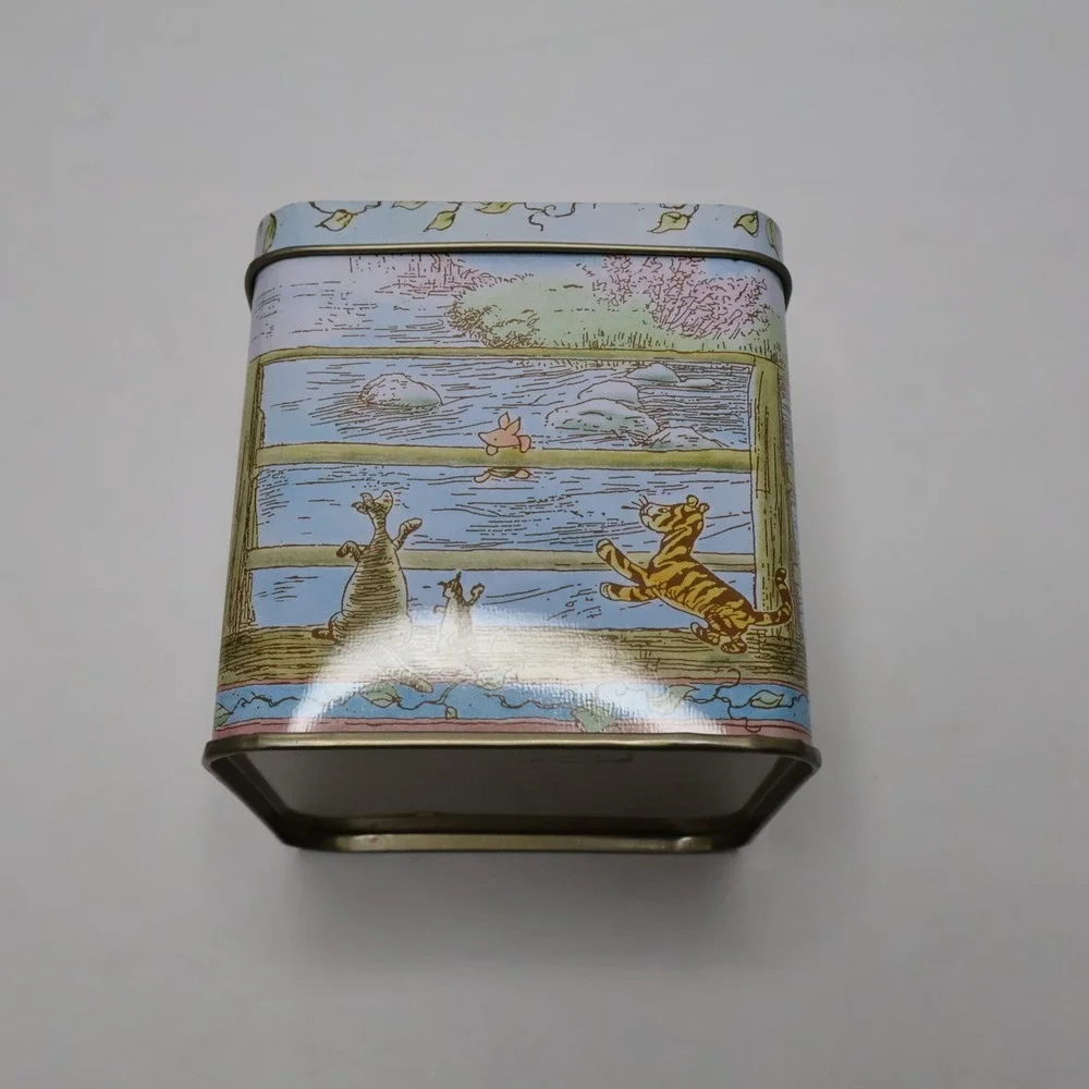 VTG Winnie The‎ Pooh Classic Pooh Tin Box Container Nursery Decor Collectible